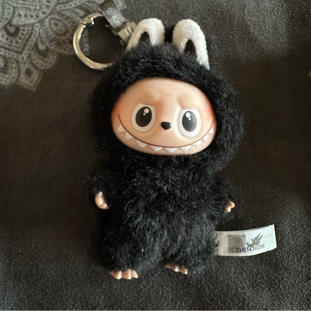 Labubu Pin For Love Letter R